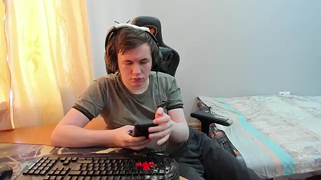 iliaskrislove – Kamerová šou