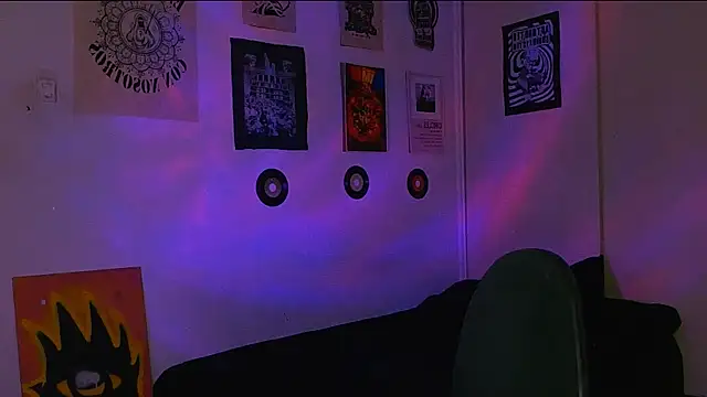 Онлайн чат XXX alex_one888