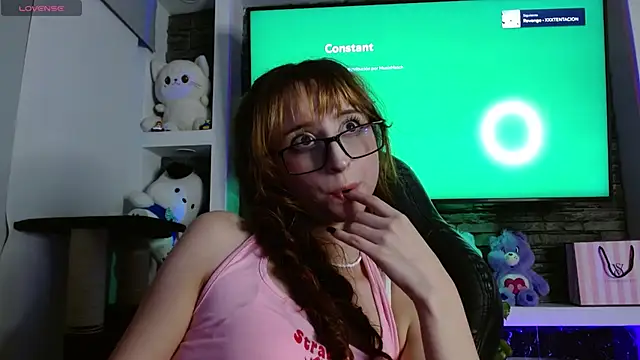 CelesteAyase élő XXX-chatje