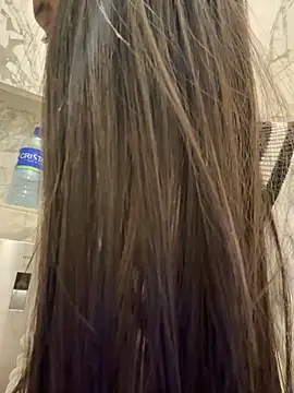 Isabella21_ Adlı Modelin Canlı XXX Sohbeti