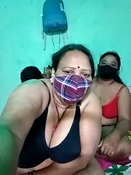 LoveOnStream's Live XXX Chat