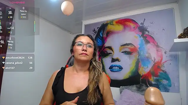 Chat XXX Live noelia_milf19