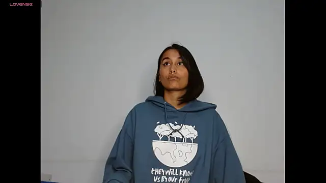 Онлайн чат XXX Gia_Lee