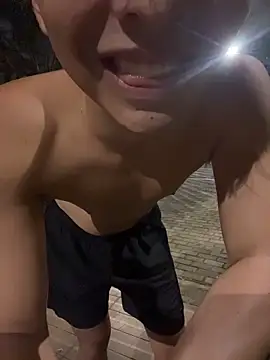 Liam_Moss 即時 XXX 聊天