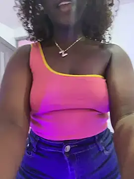 Онлайн чат XXX ZahhyFrequency