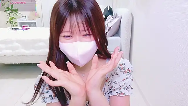 Show modela Reinya__nyan2 na web-kameri