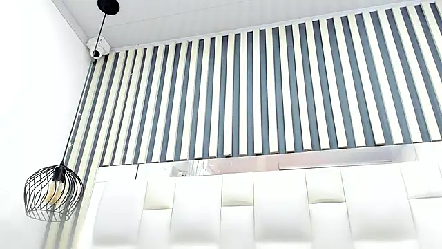 XXX chat uživo modela camila__herrera