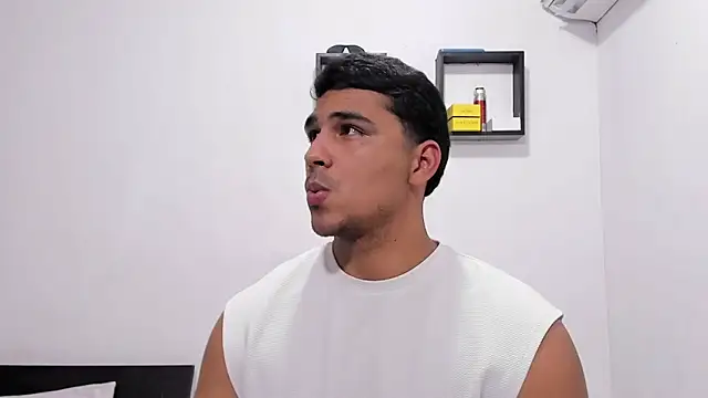 noah_belami Live XXX-chat