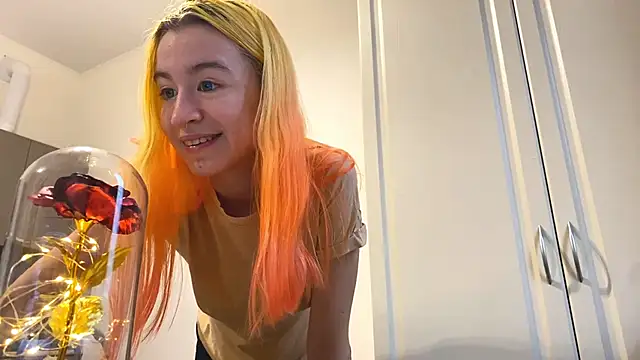 EmilyHein 现场XXX聊天