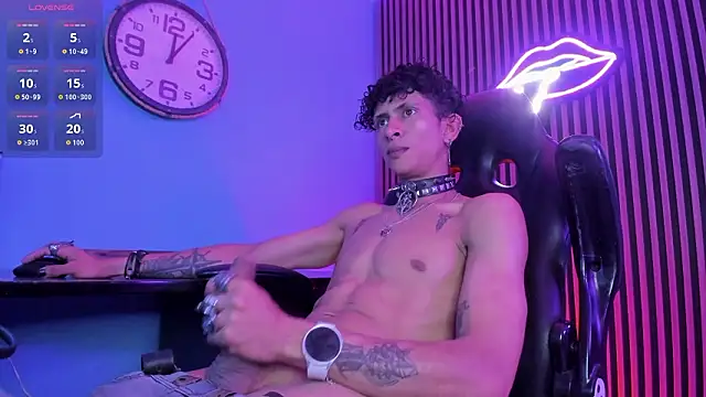 Maximoking26 Live XXX-chat