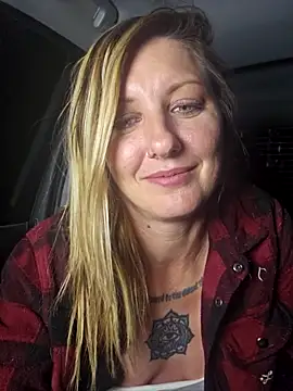 Chat XXX en directo de SheIsSomething