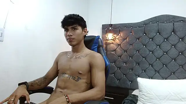 Вебкам-шоу luka_big18