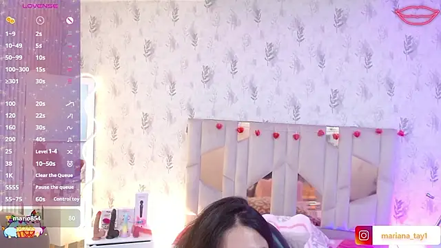 دردشة MARIANA_TAY1 الجنسية المباشرة