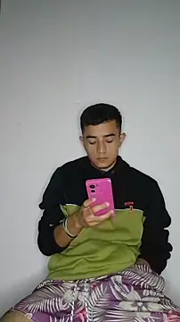 Thick_Cock 网络视讯表演