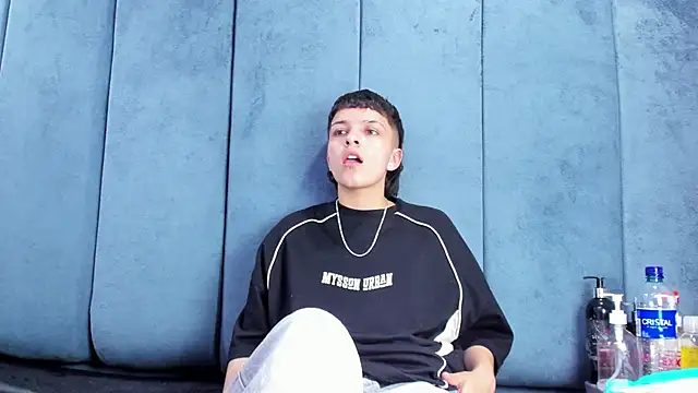 Megan_Thompson_: онлайн-секс-чат