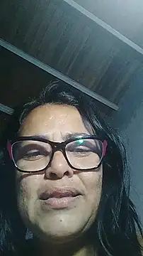 XXX chat uživo modela Xoticxenax