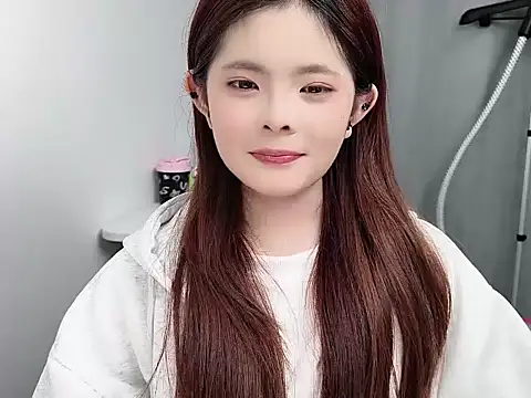 Chatroom XXX en direct de cherry-_-cherry