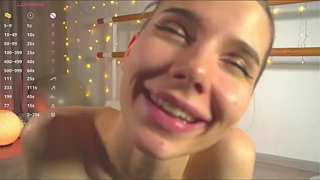 happynewdear élő XXX-chatje