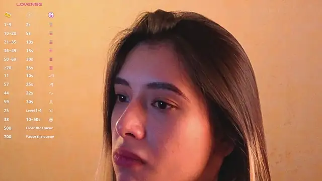 แชท XXX สดของ DarlaLike