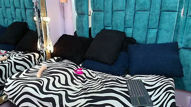 ARTEMISAKIM: απευθείας συνομιλία ΧΧΧ