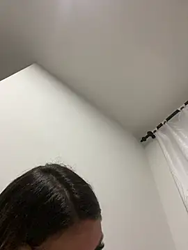 alison_parkerr26 Chat XXX live