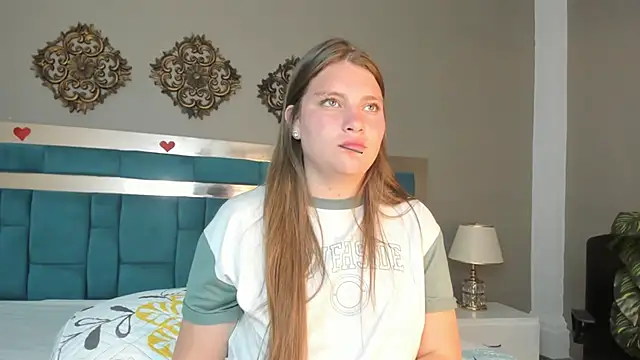 LiiaVelvet: онлайн-секс-чат