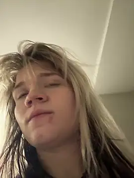 Cutiepiespanks: онлайн-секс-чат