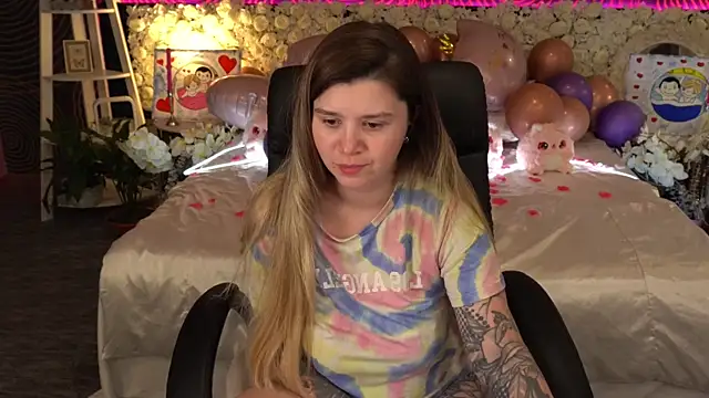 Chat +18 de AmellyMilly ao vivo