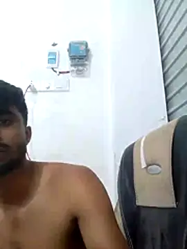 Hotboy-akash 网络视讯表演