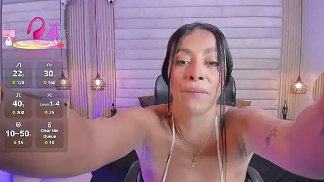 แชท XXX สดของ xcarlettt