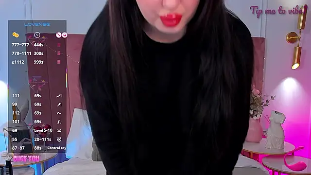 XXX chat uživo modela Mayzzie