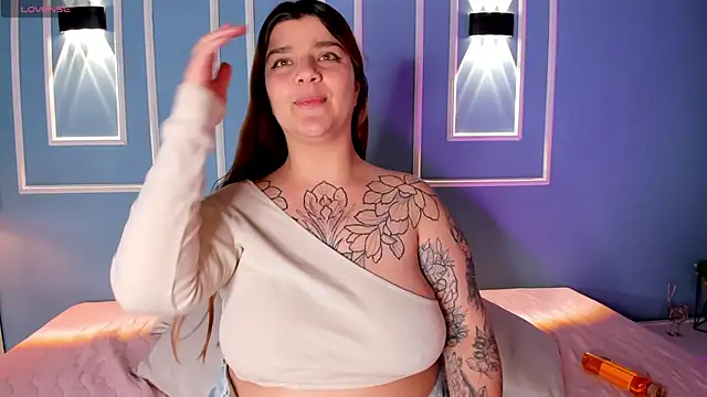 julieta_zc's Live XXX Chat