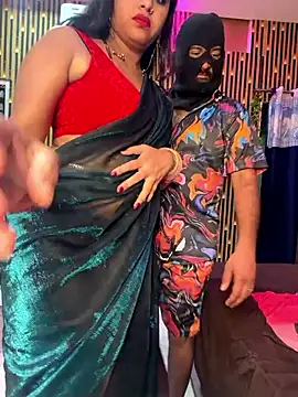 item_GirI Adlı Modelin Canlı XXX Sohbeti