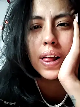 Queen_Ashly 现场XXX聊天