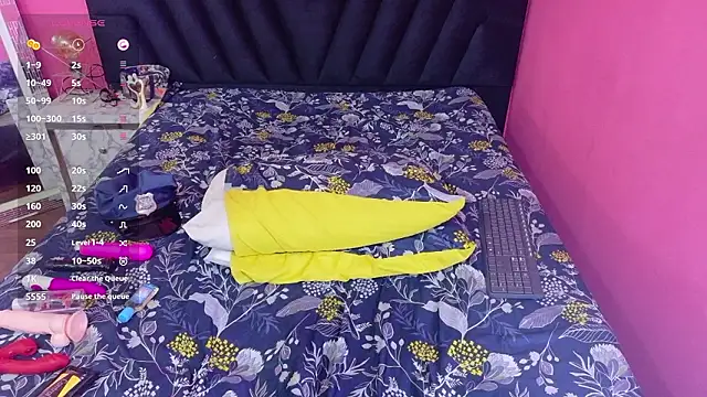 Rizantella Chat XXX live