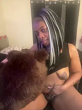 Show modela WavyTsunami na web-kameri