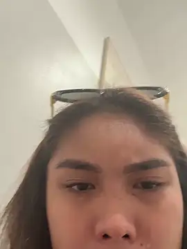 Alaia_River webcam show