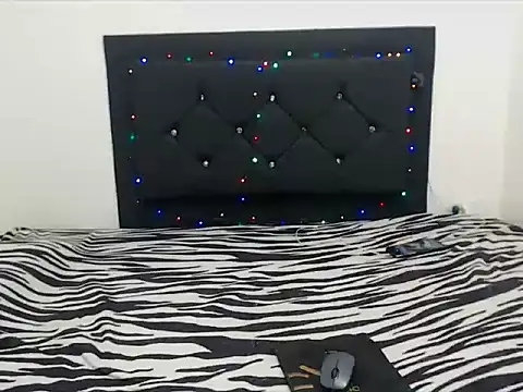 Pokazy przed kamerką – blackhorseet