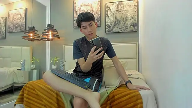 Raphael_Nyon Webcam show