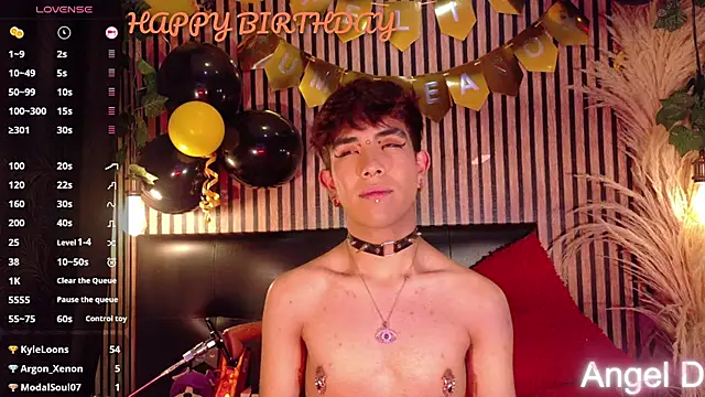 Chatroom XXX en direct de Angeldust19