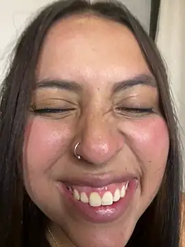 blush_bloom's Live XXX Chat