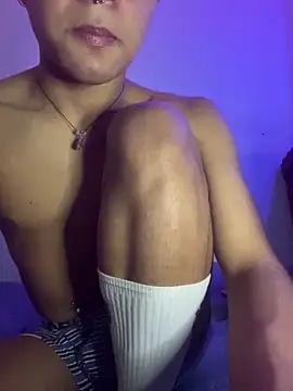 VixHot15: онлайн-секс-чат