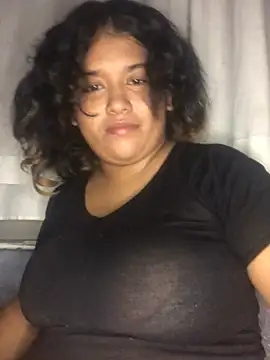 emi_li82's Live XXX Chat