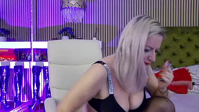 Czat XXX na żywo – LadyTouch