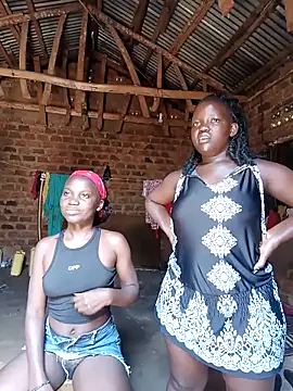 holygrail001 Adlı Modelin Canlı XXX Sohbeti