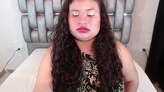 Chat +18 de Madison_Copers ao vivo