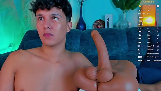 Leo_Savage_ Live XXX-Chat