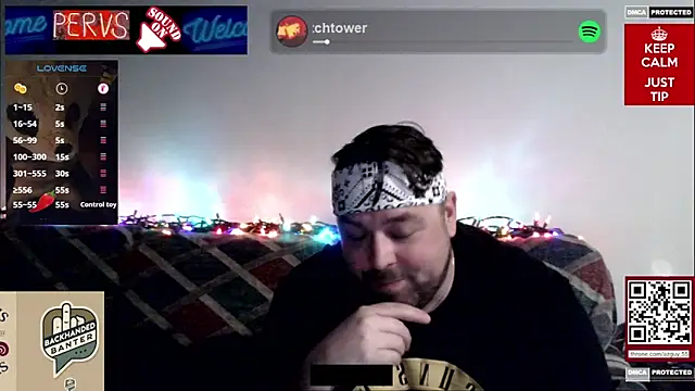 Chat +18 de BeardGasms_LadyBoners ao vivo