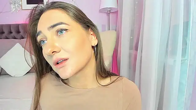 Evalaniss 라이브 XXX 채팅