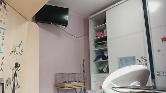 WaltraudPattie 现场XXX聊天